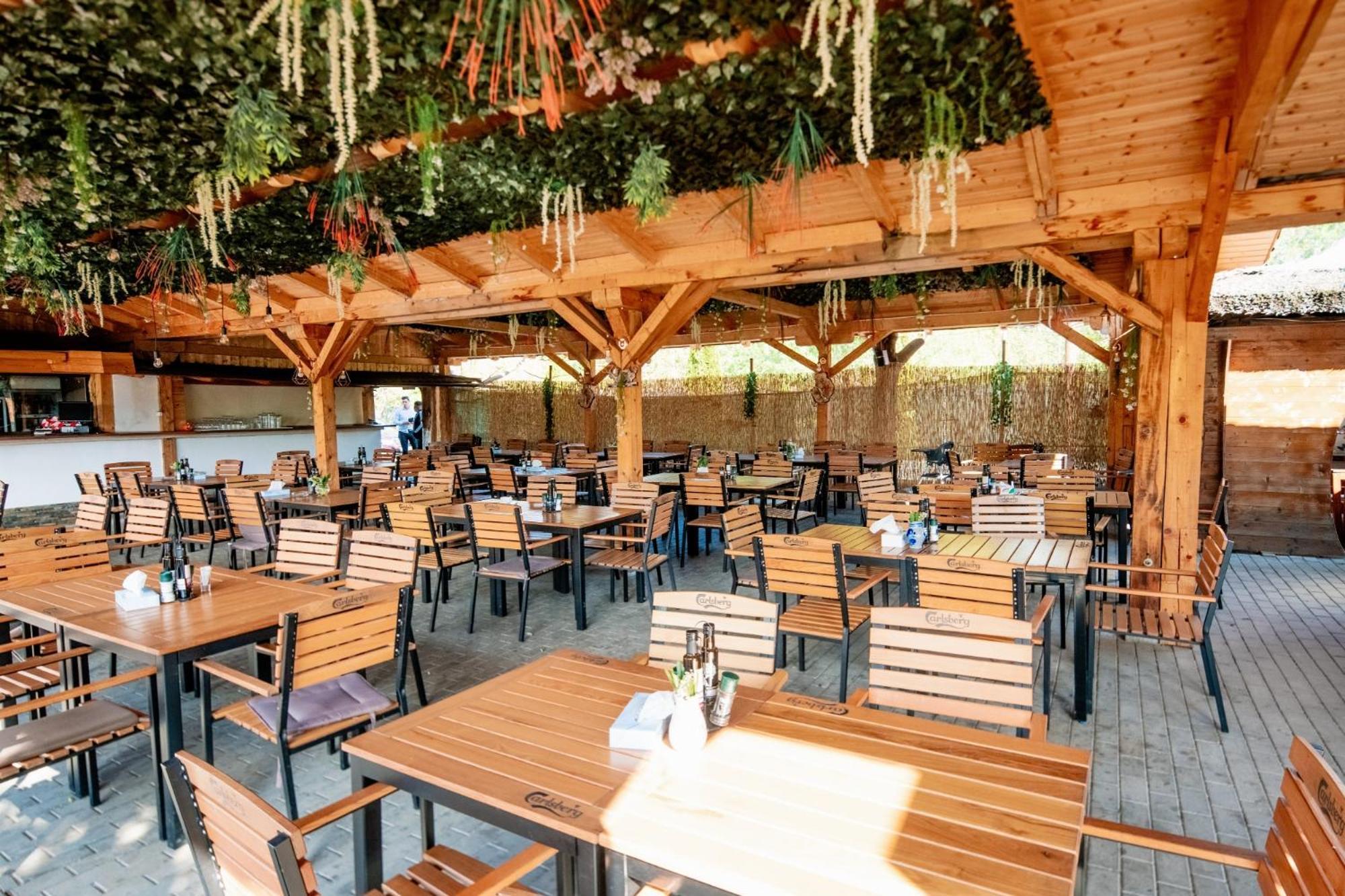 Hotel Montana Garden Răşinari Exteriér fotografie